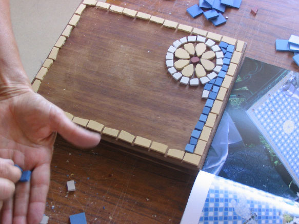 DESSUS DE CASSETTE EN BOIS