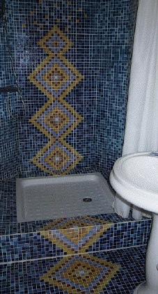 salle de bain intense