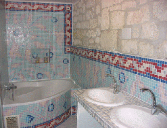 salle de bain pastel